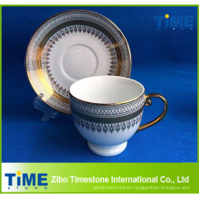 Conjunto de taza de té árabe de diseño dorado
